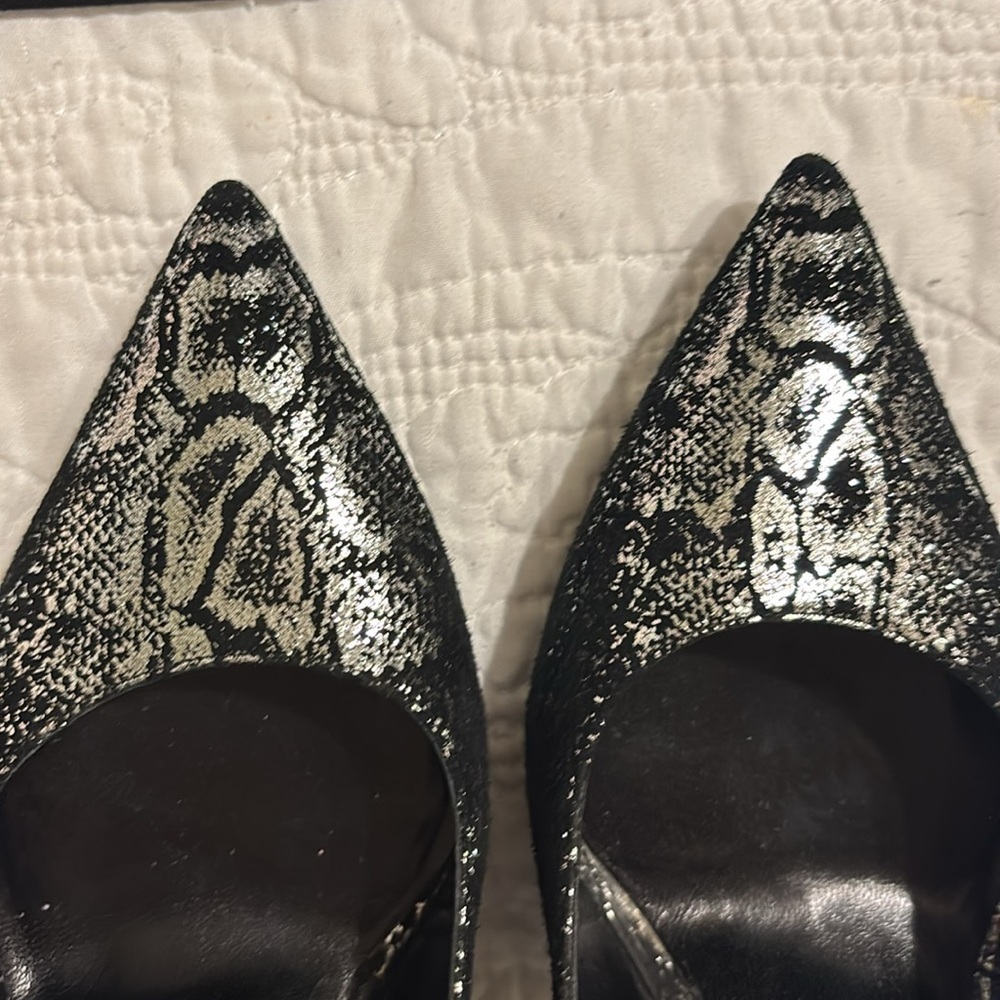 Saint Laurent Women's Black Suede metallic snakeskin Pumps silver size 39 YSL - Picture 11 of 12